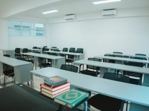 Vibesnya Bergaya Eropa: Begini Penampakan Gedung Sekolah IIEC