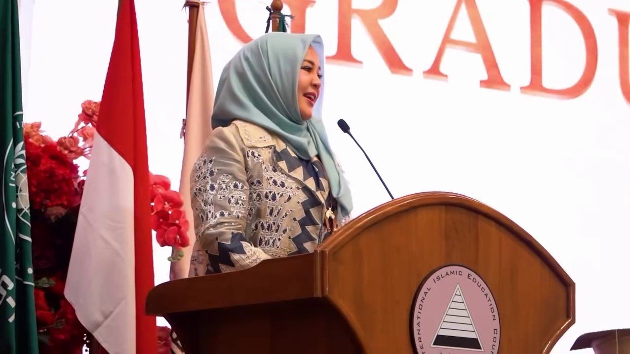 Testimoni Orang Tua Pengalaman dan Kepuasan Belajar di IIEC-RI